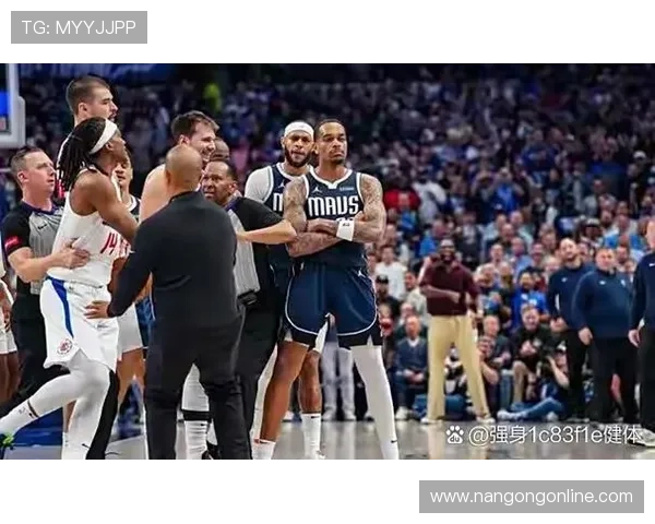 NBA季后赛格局生变巨星对决升温多队争冠形势愈发扑朔迷离